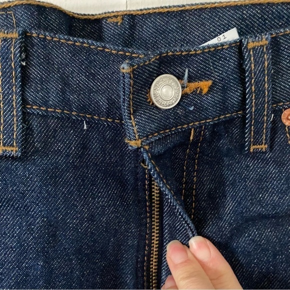 Vintage Levi’s 517 Bootcut Jeans Rigid Dark Wash Denim 90s Retro Hemmed Mens 34 - Picture 7 of 12